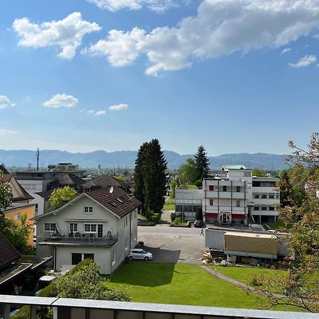 Zimmer & Appartements Am Schlossplatz Hohenems Chambre photo