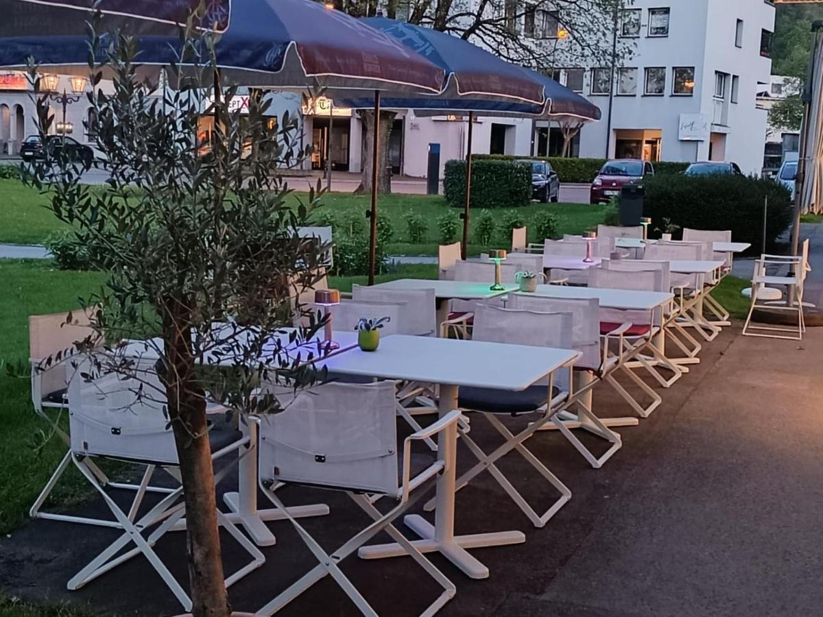 Zimmer & Appartements Am Schlossplatz Hohenems Extérieur photo
