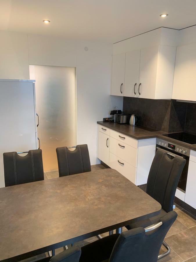 Zimmer & Appartements Am Schlossplatz Hohenems Extérieur photo